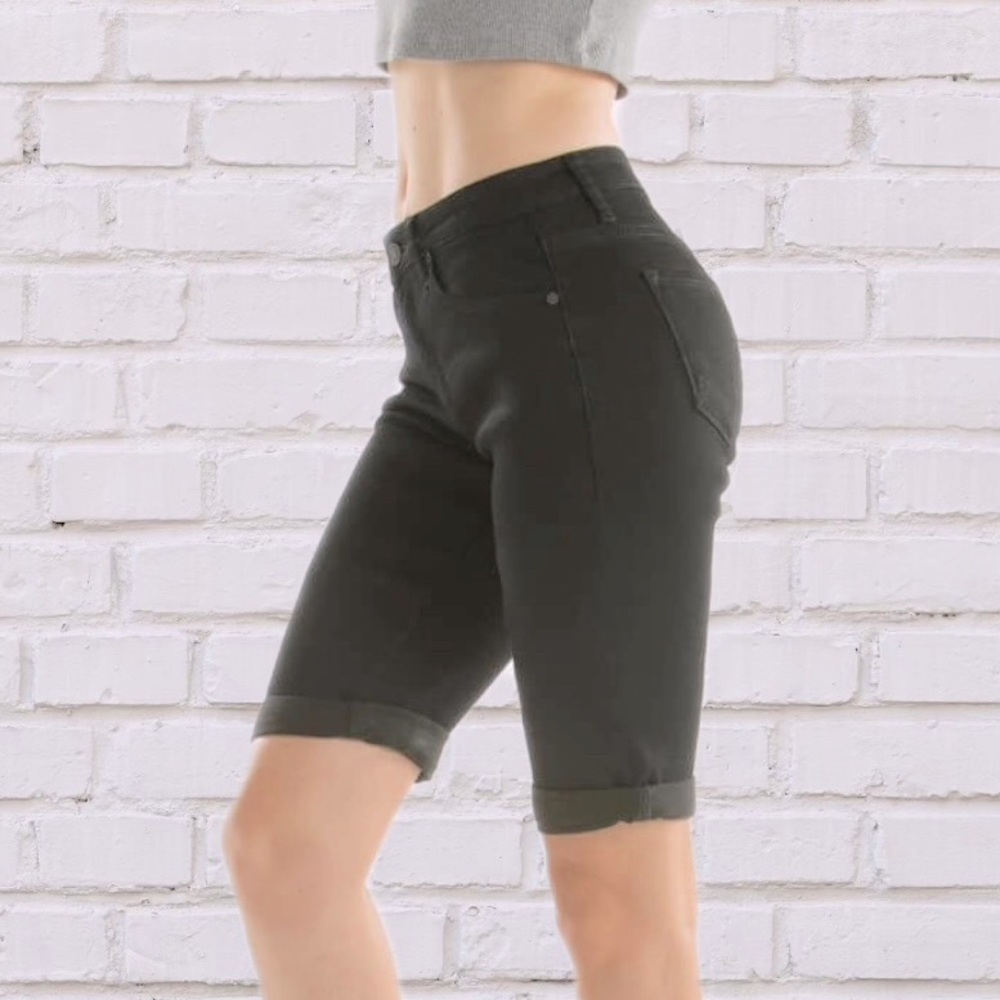 Mid Rise Bermuda Shorts